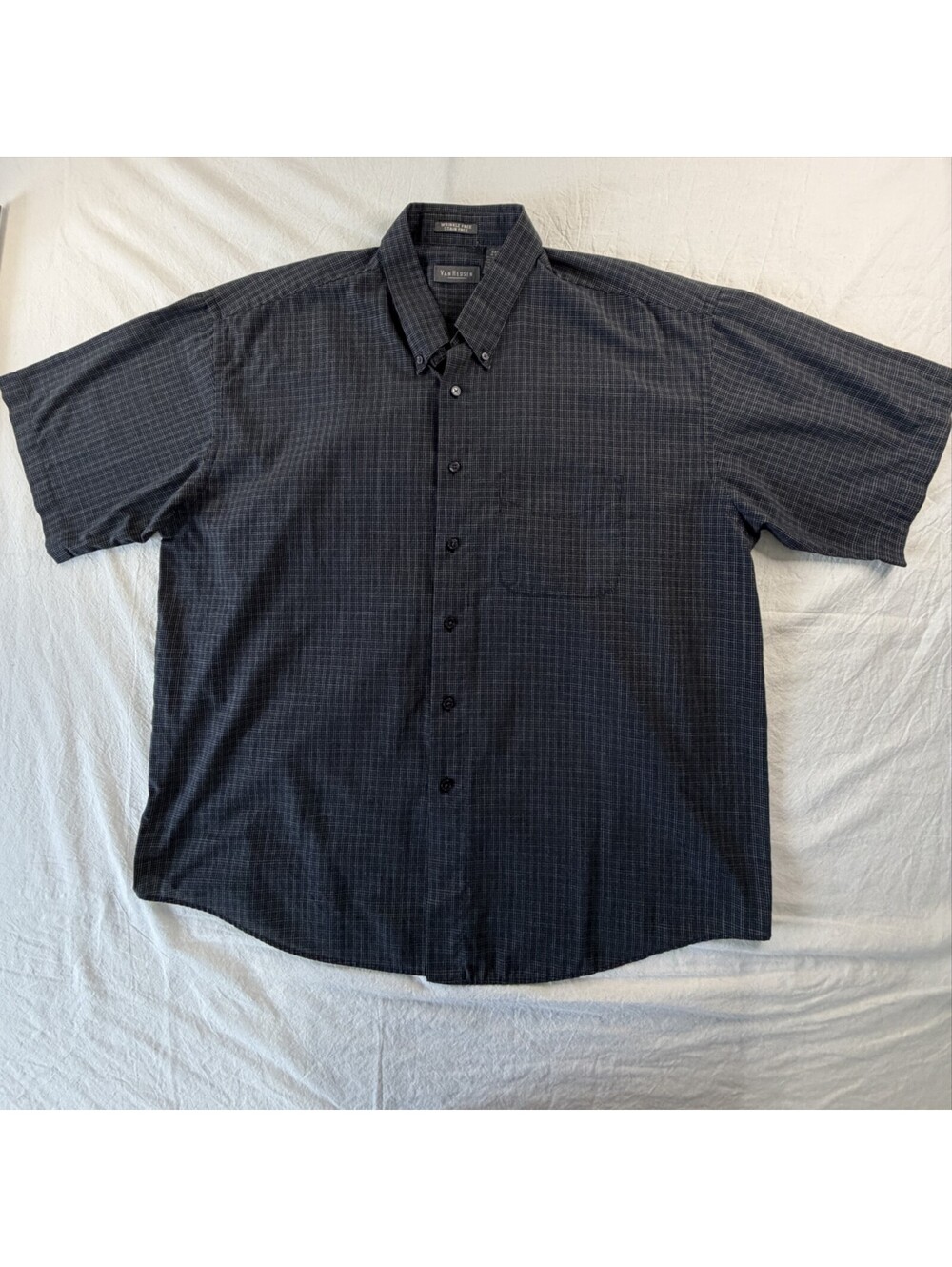 Van Heusen Shirt Mens 2XL Gray Short Sleeve Button Down Easy Care Wrinkle Free